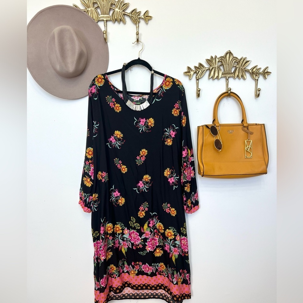 Soft relaxed bohemian fun dress Xl/1X ptp 25” l 45”